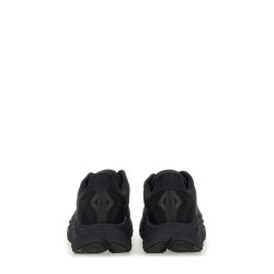"CLIFTON 10" SNEAKER
