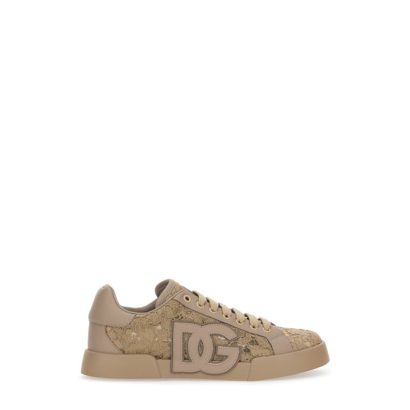 SNEAKER WITH EMBROIDERY