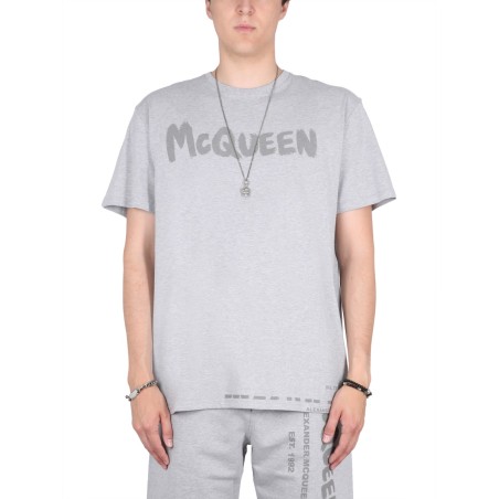 GRAFFITI PRINT T-SHIRT