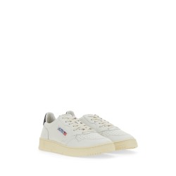 SNEAKER MEDALIST LOW