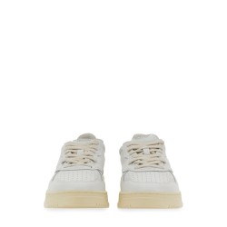 SNEAKER MEDALIST LOW