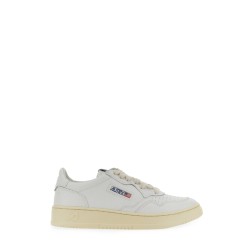 SNEAKER MEDALIST LOW