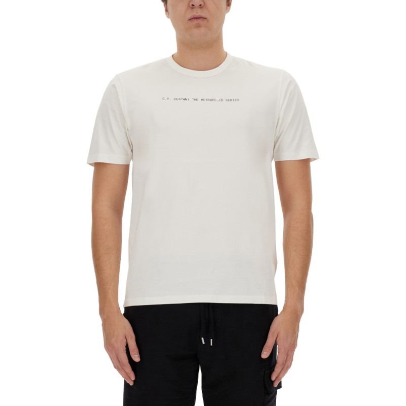 T-SHIRT WITH LOGO
