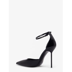 Lidia patent leather pumps
