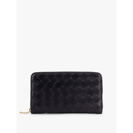 Leather wallet with woven motif
