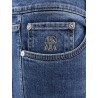 Traditional fit jeans