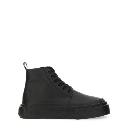 LEATHER LACE-UP SNEAKER