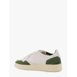 Medalist low leather sneakers