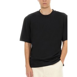 SIMPLE T-SHIRT