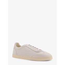 Leather sneakers