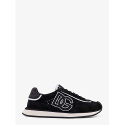 Low-top lace sneakers with suede inserts