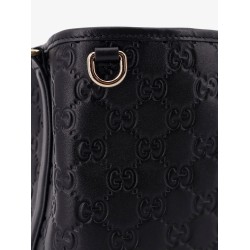 GG Emblem leather bucket bag