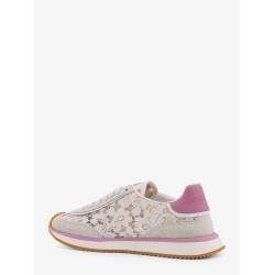 Low-top lace sneakers with suede inserts