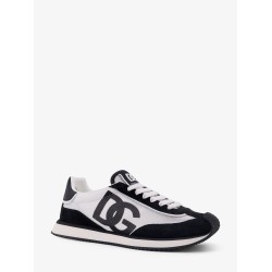 Low-top mesh sneakers with suede inserts