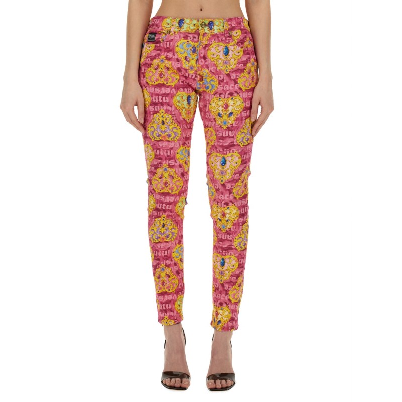 SKINNY FIT JEANS