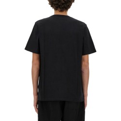 T-SHIRT CON TASCA