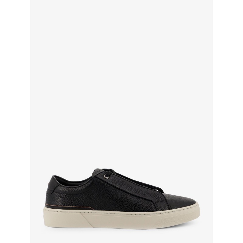 Low-top leather sneakers