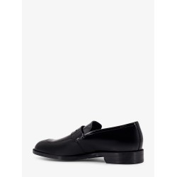Patent leaher loafers