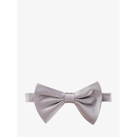 Silk bow tie