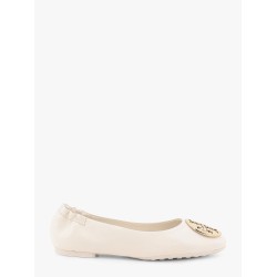 Leather ballerinas