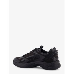 Low-top leaher sneakers with mesh inserts