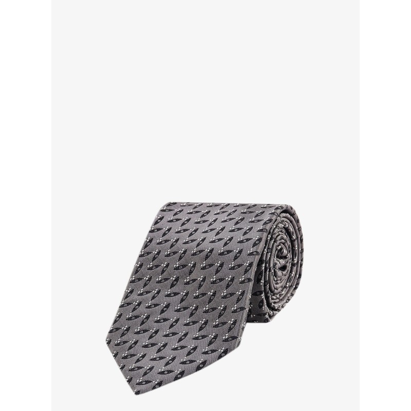 Silk tie