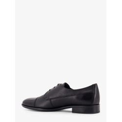 Lace-up leather shoes