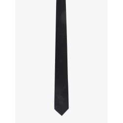 Silk tie