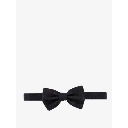 Silk bow tie