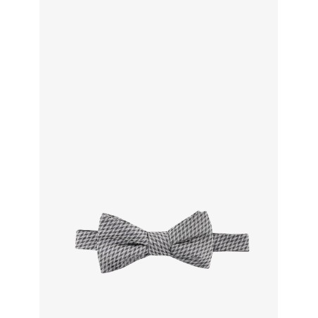 Silk bowtie
