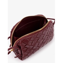 Concert leather clutch with Intrecciato motif