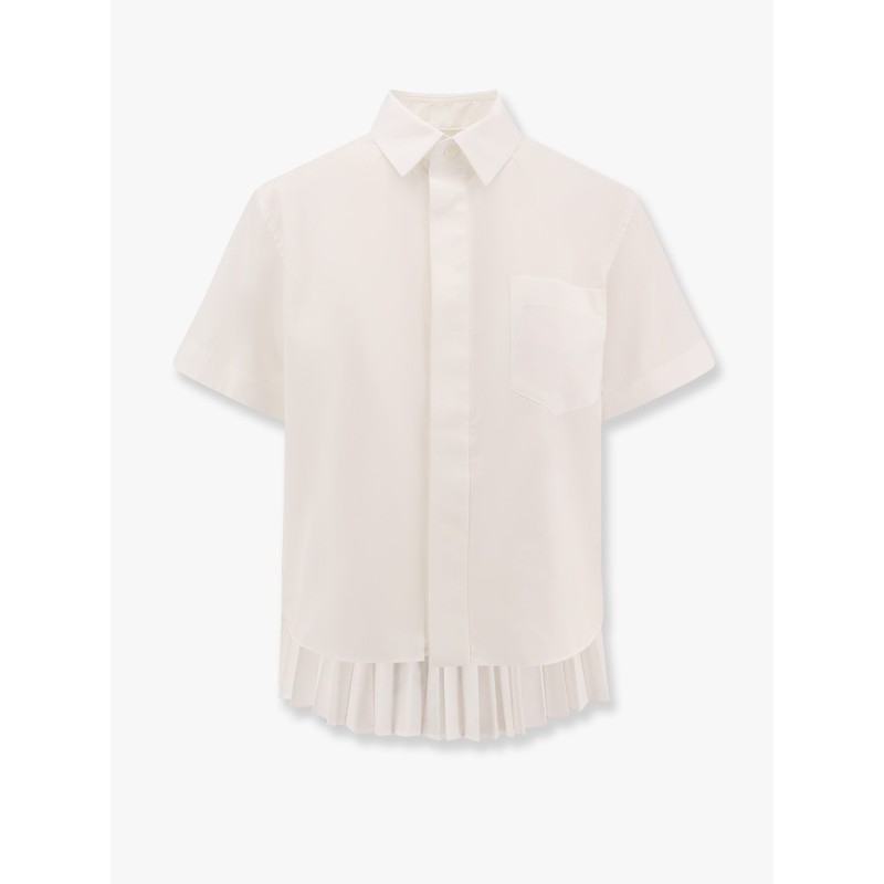 Cotton shirt with pleated insert on the back