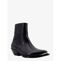 Leather boots with metal toe