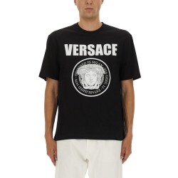 T-SHIRT WITH LOGO