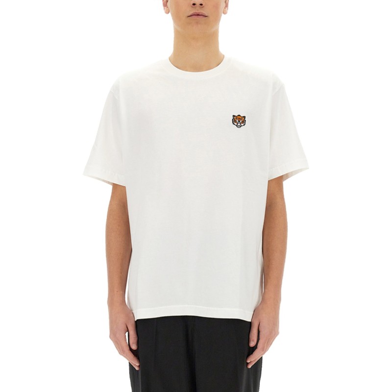 T-SHIRT CON PATCH "HAPPY TIGER"