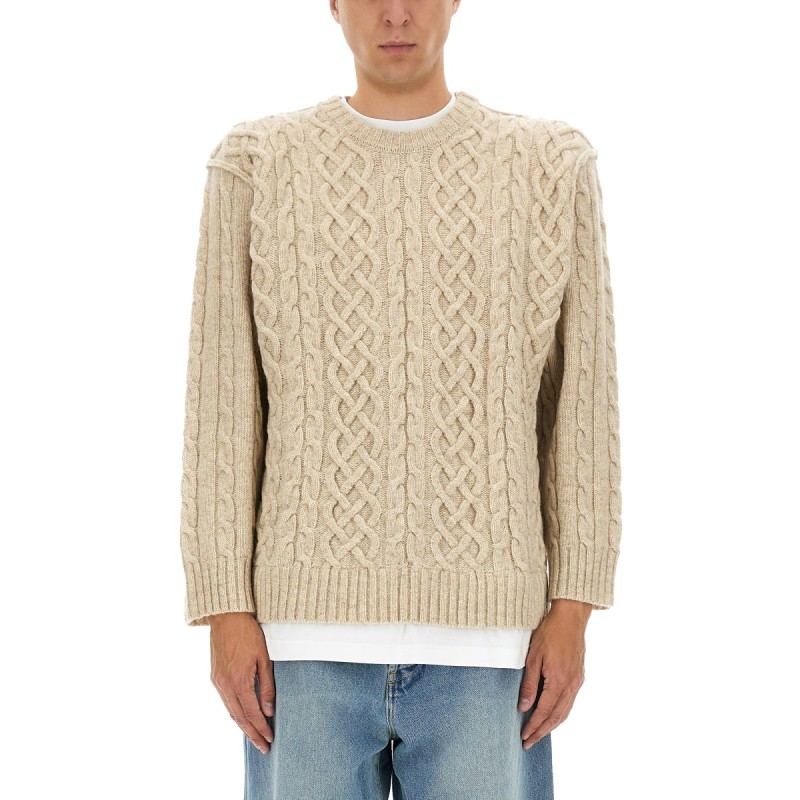 PULLOVER WITH T-SHIRT