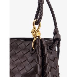 Parachute leather shoulder bag with Intrecciato motif and Knot detail