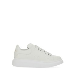 OVERSIZED SNEAKER