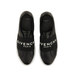 LOW TOP SNEAKER WITH LOGO