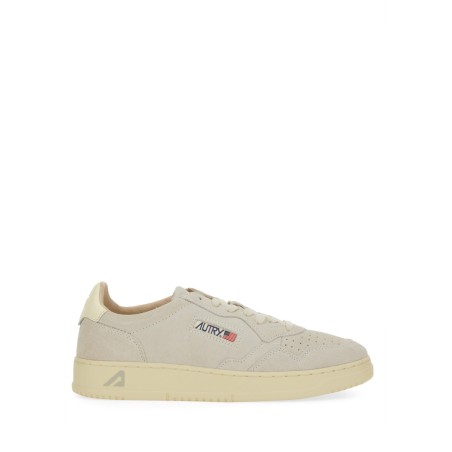 "MEDALIST" LOW SNEAKER