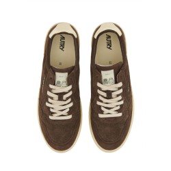 "MEDALIST" LOW SNEAKER