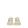 MEDALIST LOW SNEAKER