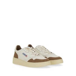 MEDALIST LOW SNEAKER