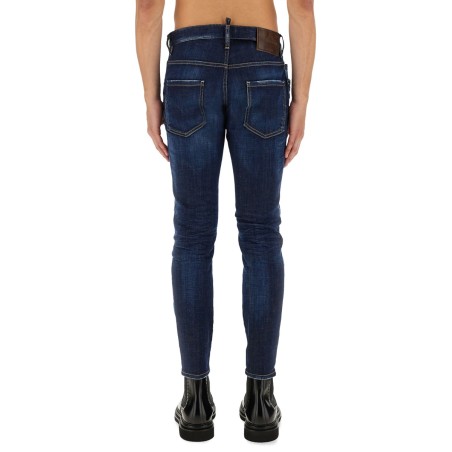 SKATER JEANS
