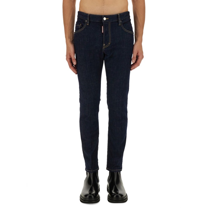 SKATER JEANS