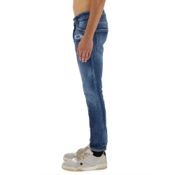 SKATER JEANS