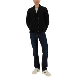 STRAIGHT FIT JEANS