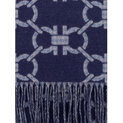 Wool scarf