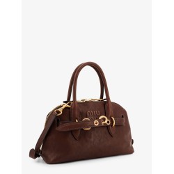 Aventure leathr crossbdy bag