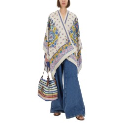CAPE WITH DAISIES